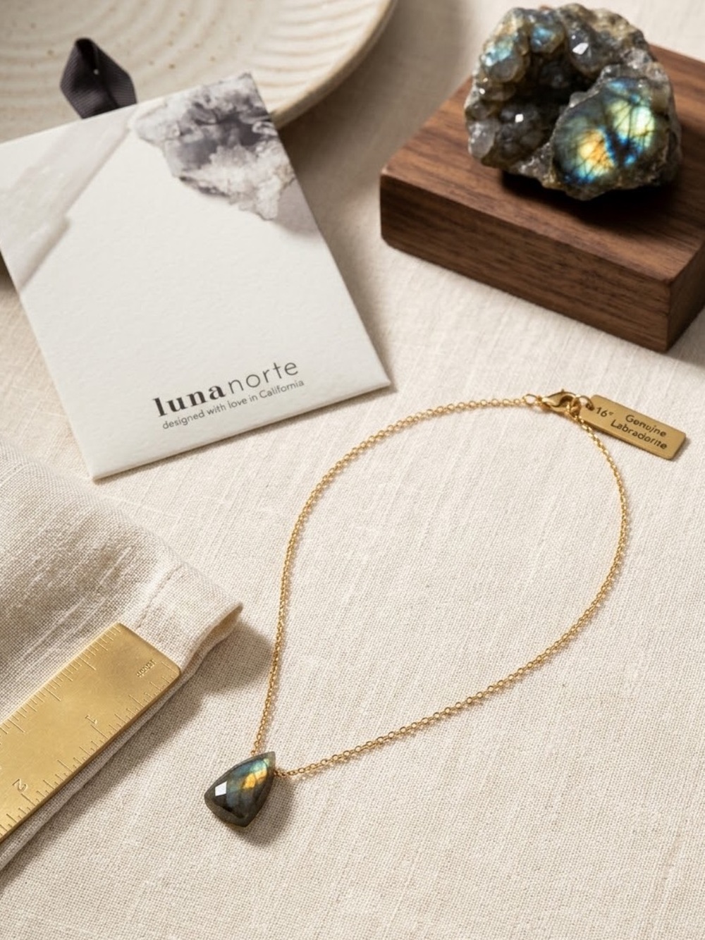 Luna Norte Gold Necklace with Labradorite Teardrop Pendant